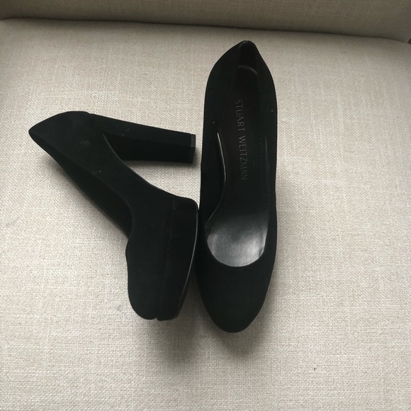 Stuart Weitzman Shoes - Stuart Weitzman Strongswoon Pump size 6